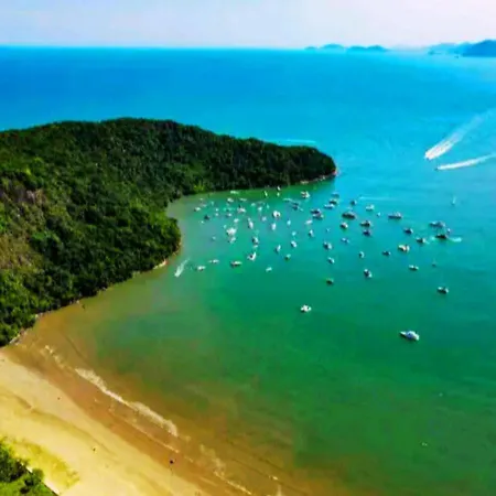 Beira Mar, Conforto e Infra de Resort em Bertioga SP-3